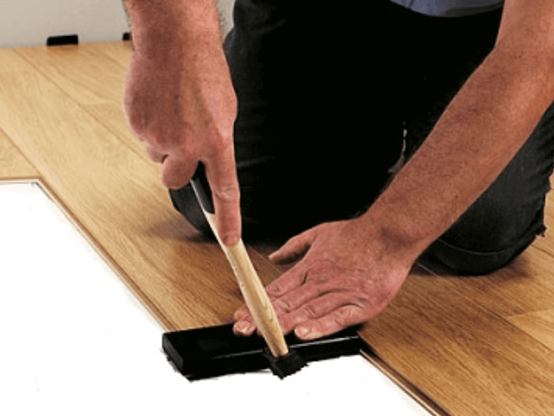 Cần chuẩn bị những gì để tháo sàn gỗ?