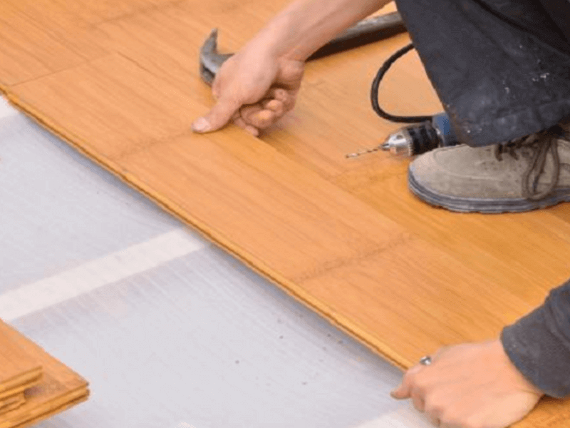 Cách tháo sàn gỗ tại nhà chi tiết