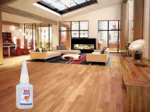 cách tẩy keo 502 trên sàn gỗ