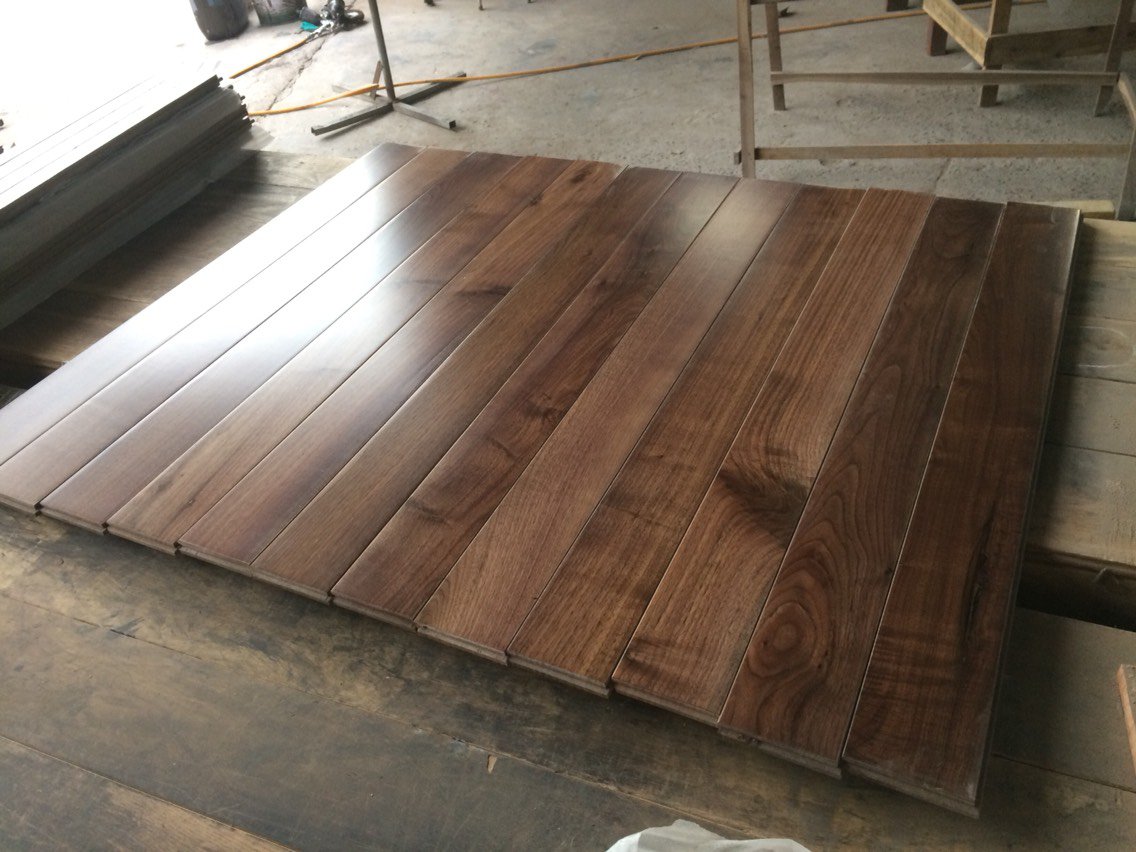 Sàn gỗ óc chó walnut nhập khẩu châu Âu mang biểu tượng sang trọng tự nhiên